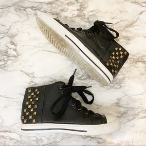 Mark. Studded High Top Side Zip Faux Leather Sneakers Black Gold Sz 7
